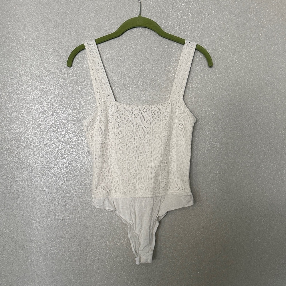 Lulu’s White Lace Sleeveless Tank Top Bodysuit Blouse Top